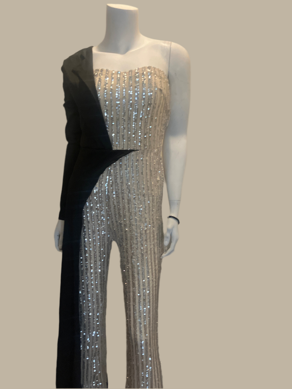 After five pants suit